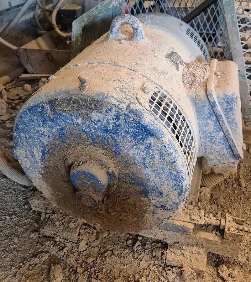 Usato Extruder MORANDO mod. MVP 3