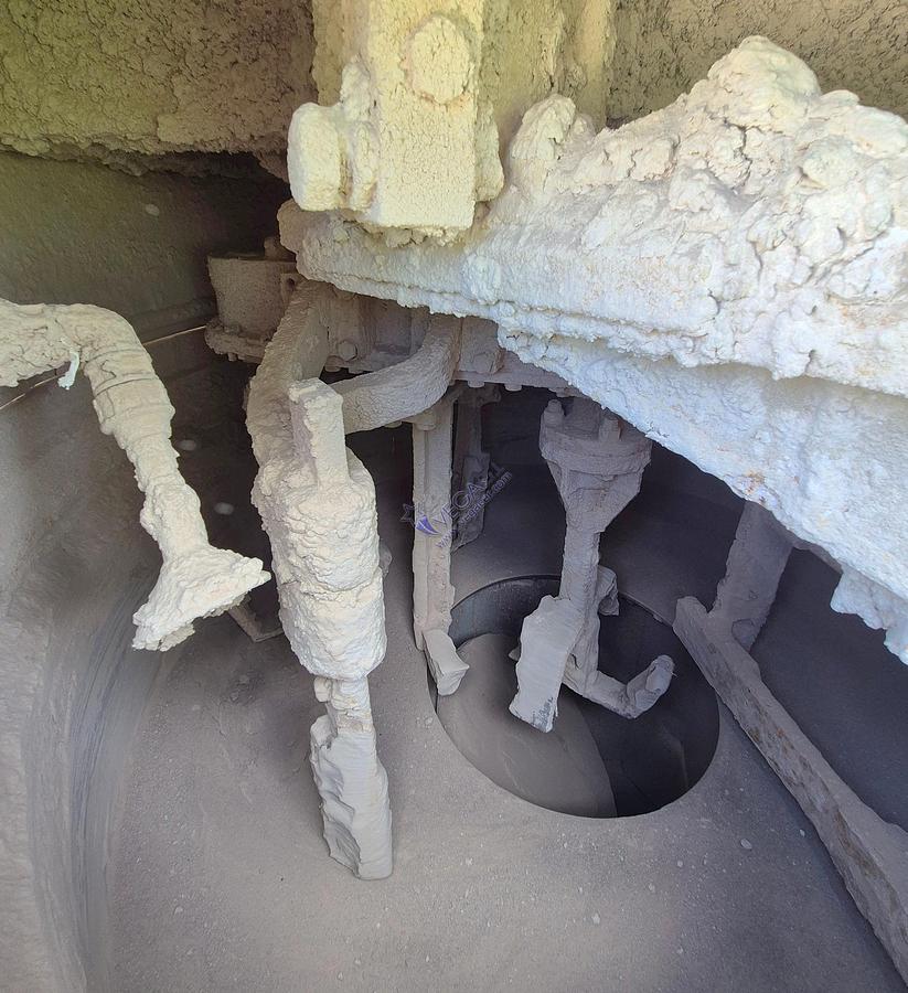 Usato Planetary mixer with rotating tank - tank useful capacity 1000 lt