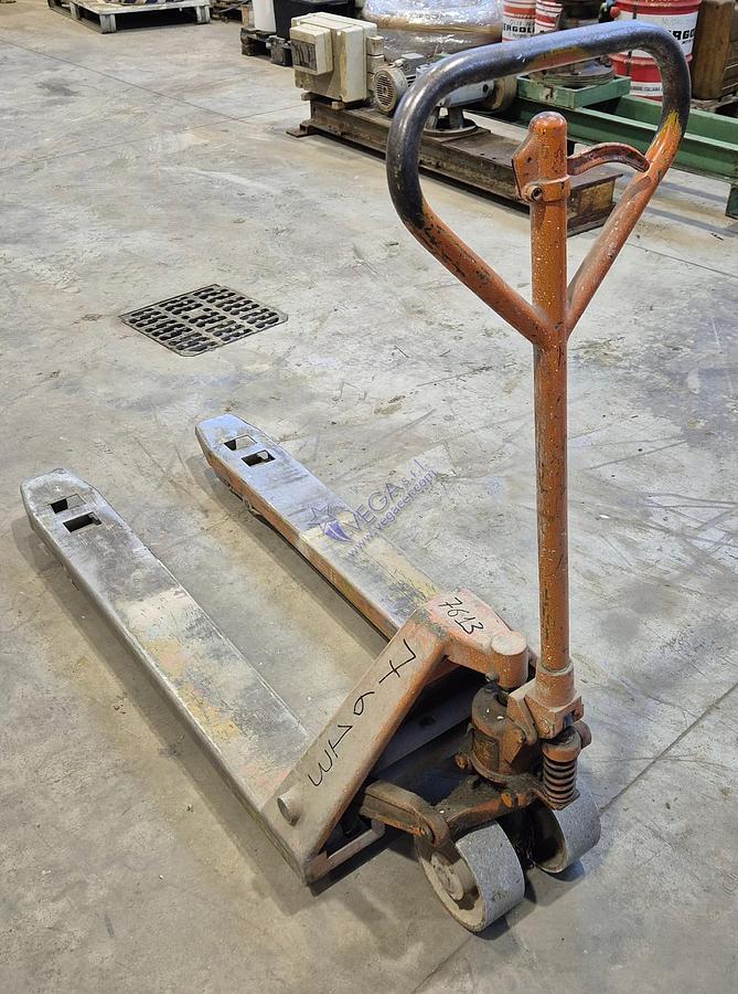 Usato Manual pallet truck OCMA