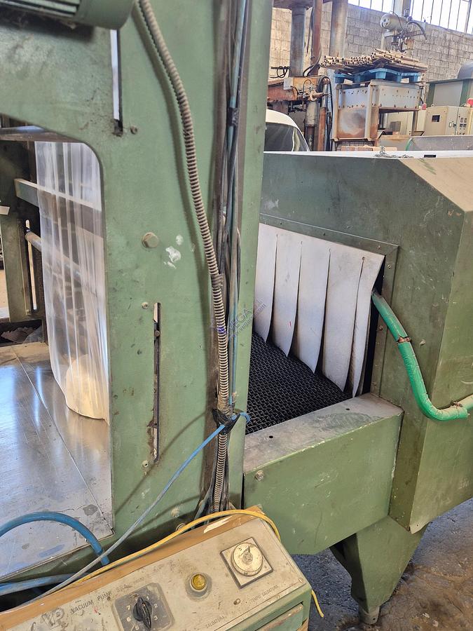 Usato Shrink wrapping machine VACUUM PUMP