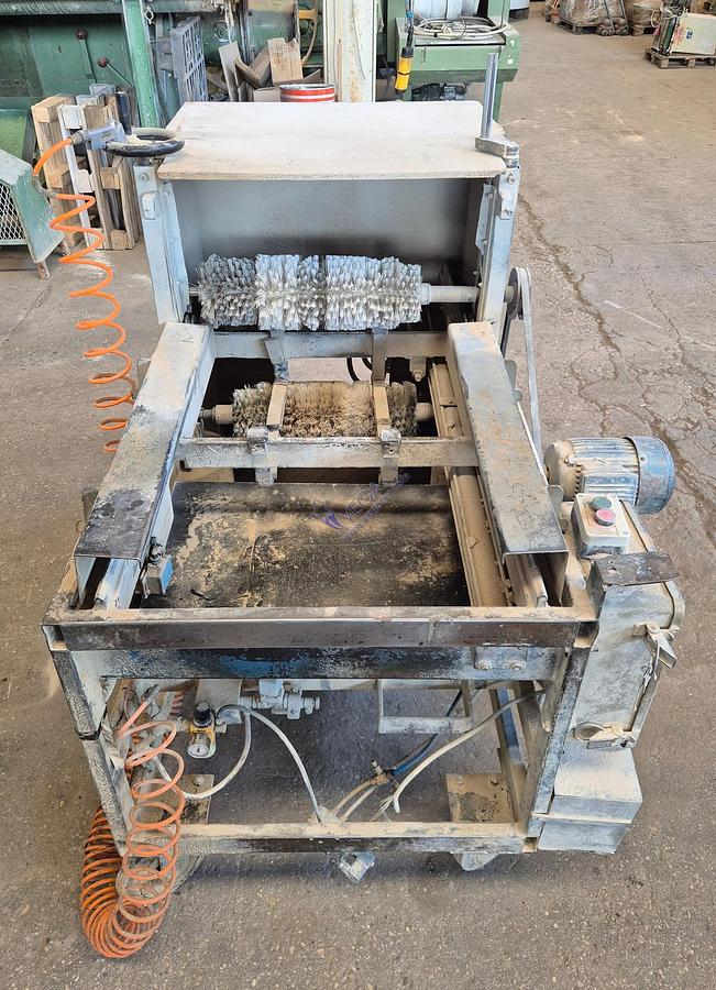 Usato Brushing machine