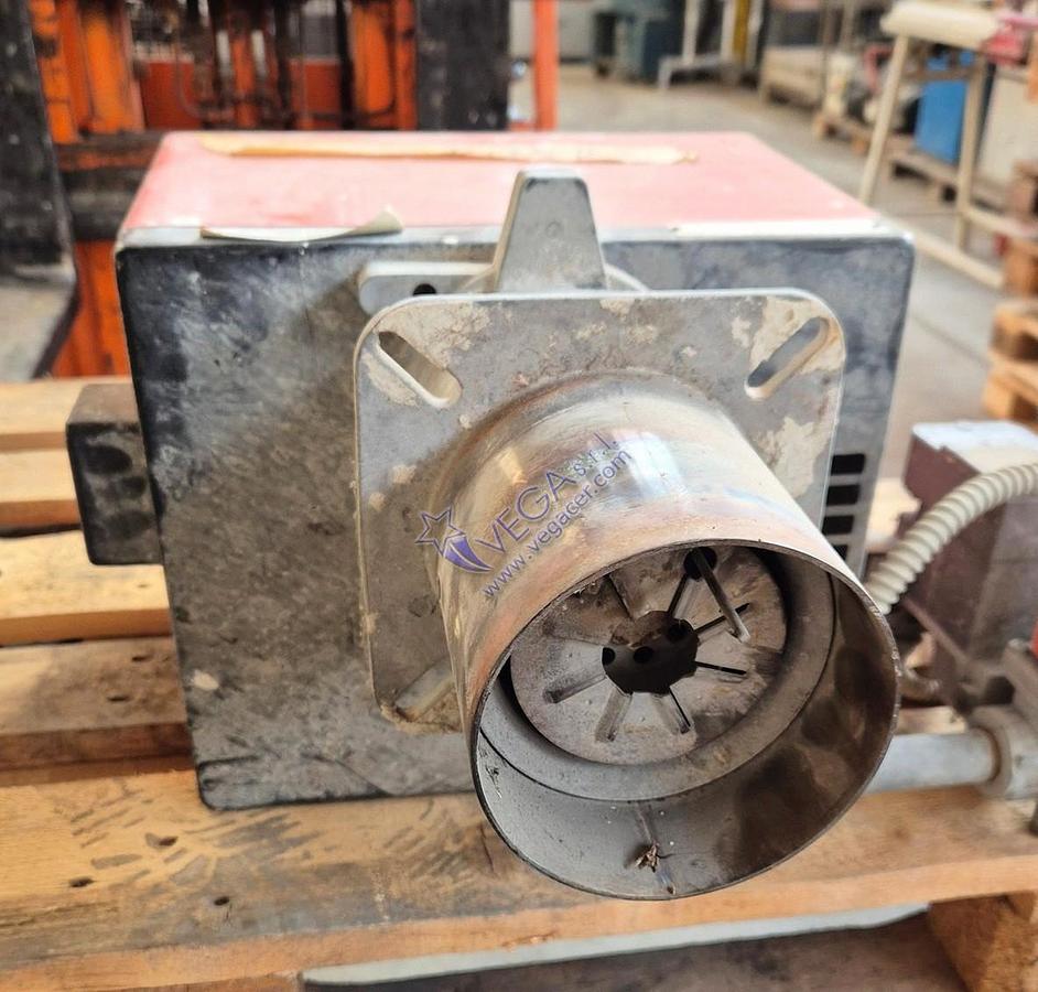 Usato Civil burner RIELLO mod. 40 GS15 with gas train