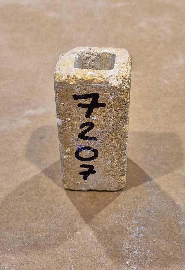 Usato Square refractory column