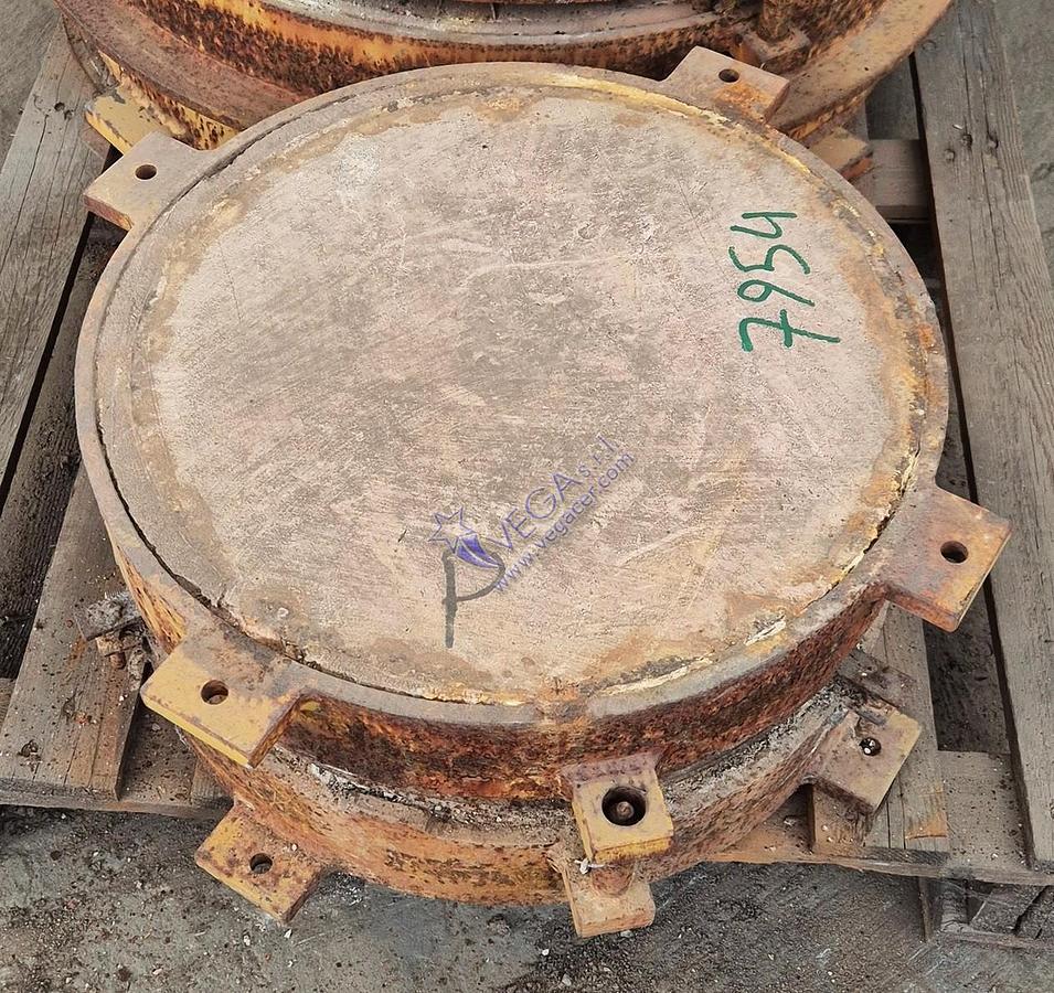 Usato Round metal frame plaster mould holder