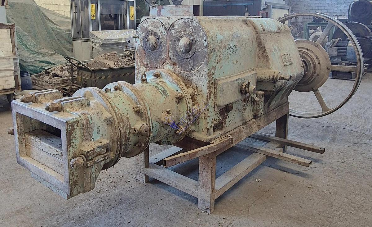 Usato Extruder MORANDO mod. MVP 3 series D