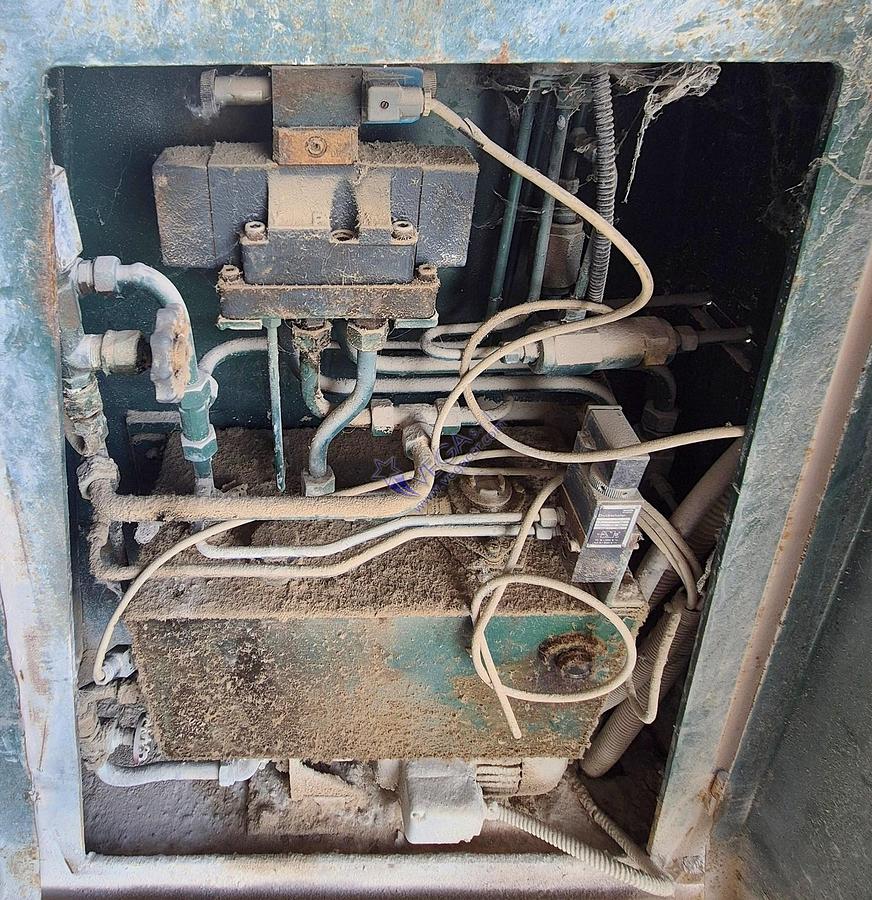 Usato Planetary mixer with rotating tank - tank useful capacity 1000 lt