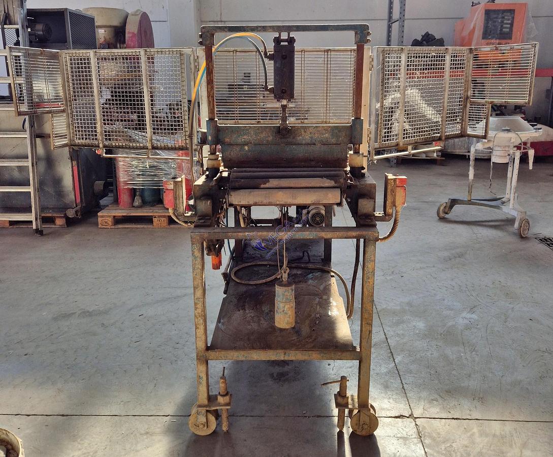 Usato Automatic horizontal blade cutter