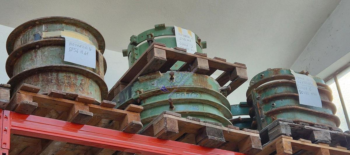 Usato Hydraulic RAM press C.M.R.M mod. PSA T75