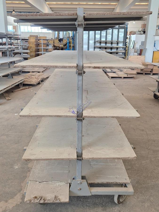 Usato Heavy trolleys for drying manufactured ceramic goods