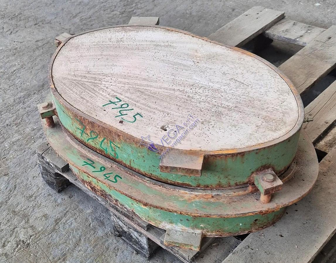 Usato Oval metal frame plaster mould holder