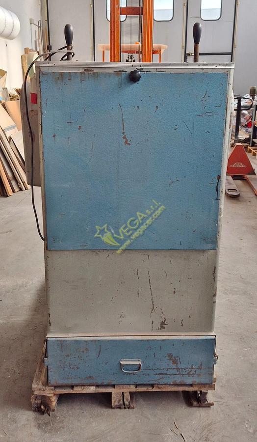 Usato Polishing machine for metals with aspirator BREVETTATA