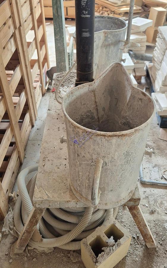 Usato Plaster mixer VICENTINI mod. DE30