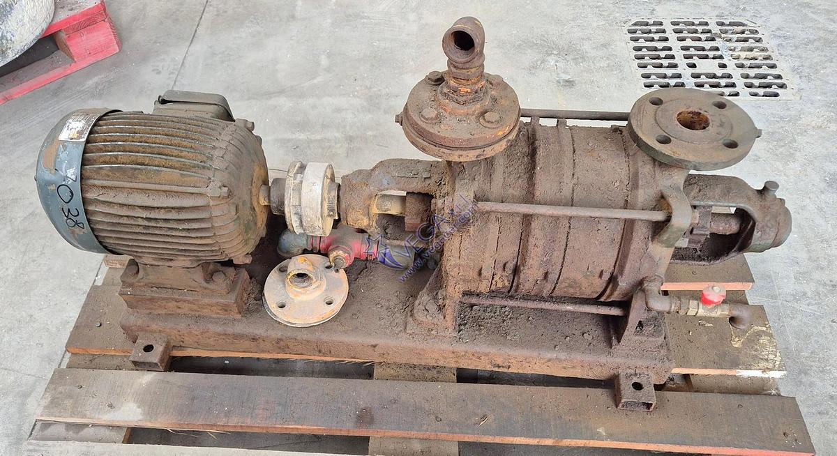 Usato Water vacuum pump SIHI - used for de-airing pugmill VICENTINI mod. PRIMATOR 350