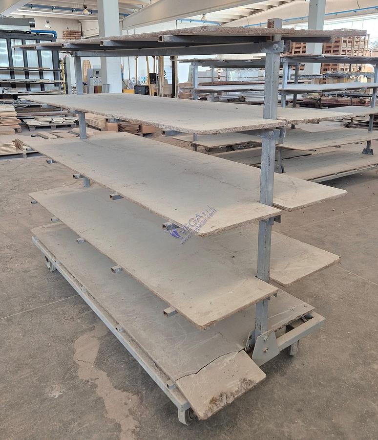 Usato Heavy trolleys for drying manufactured ceramic goods