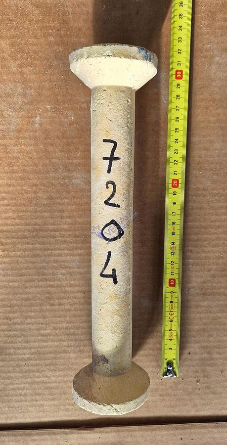 Usato Spool-shaped refractory column