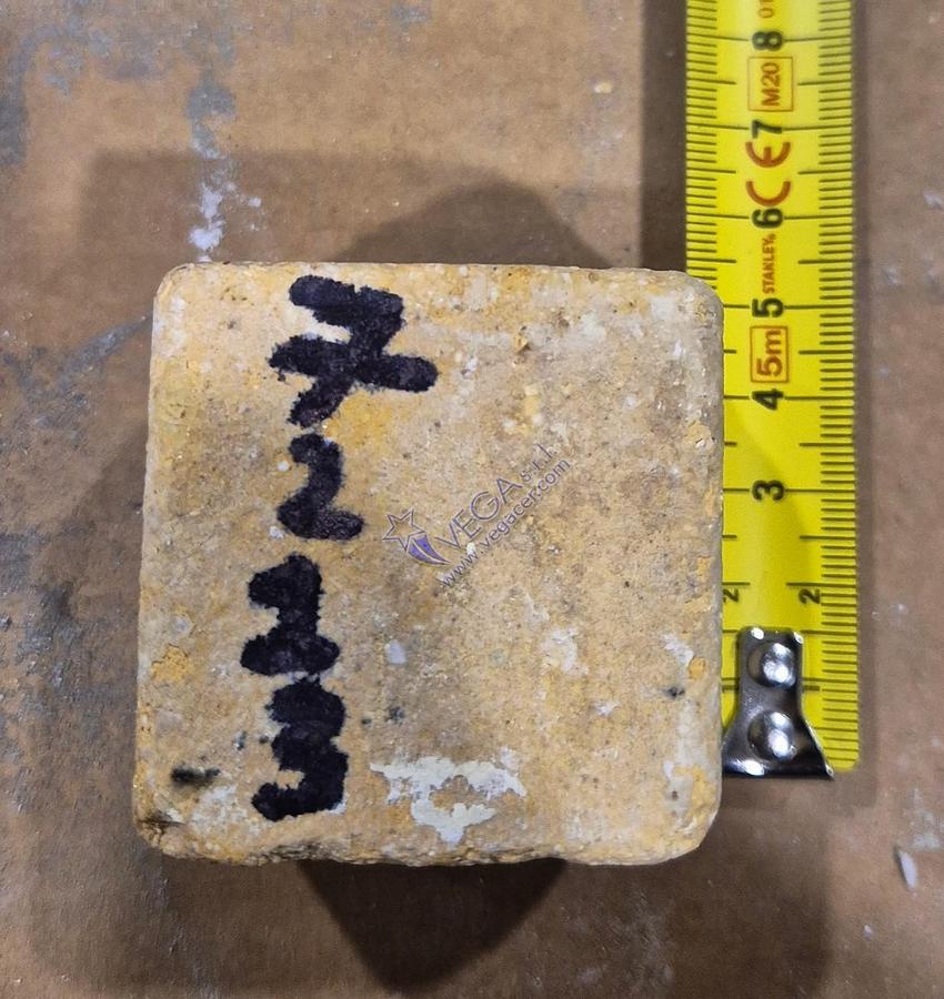 Usato Square tube refractory column