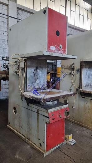 Used Art. 6011 N° 01 Hydraulic press  CMRC  mod. T 50 N