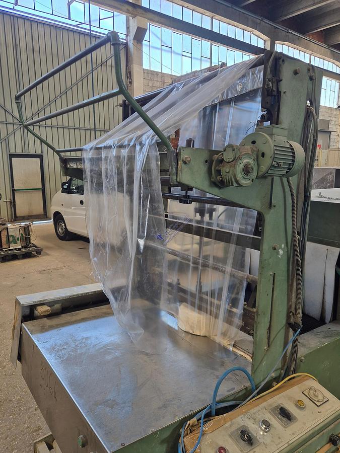 Usato Shrink wrapping machine VACUUM PUMP