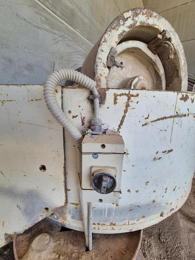 Usato Pan mixer with rotating tank