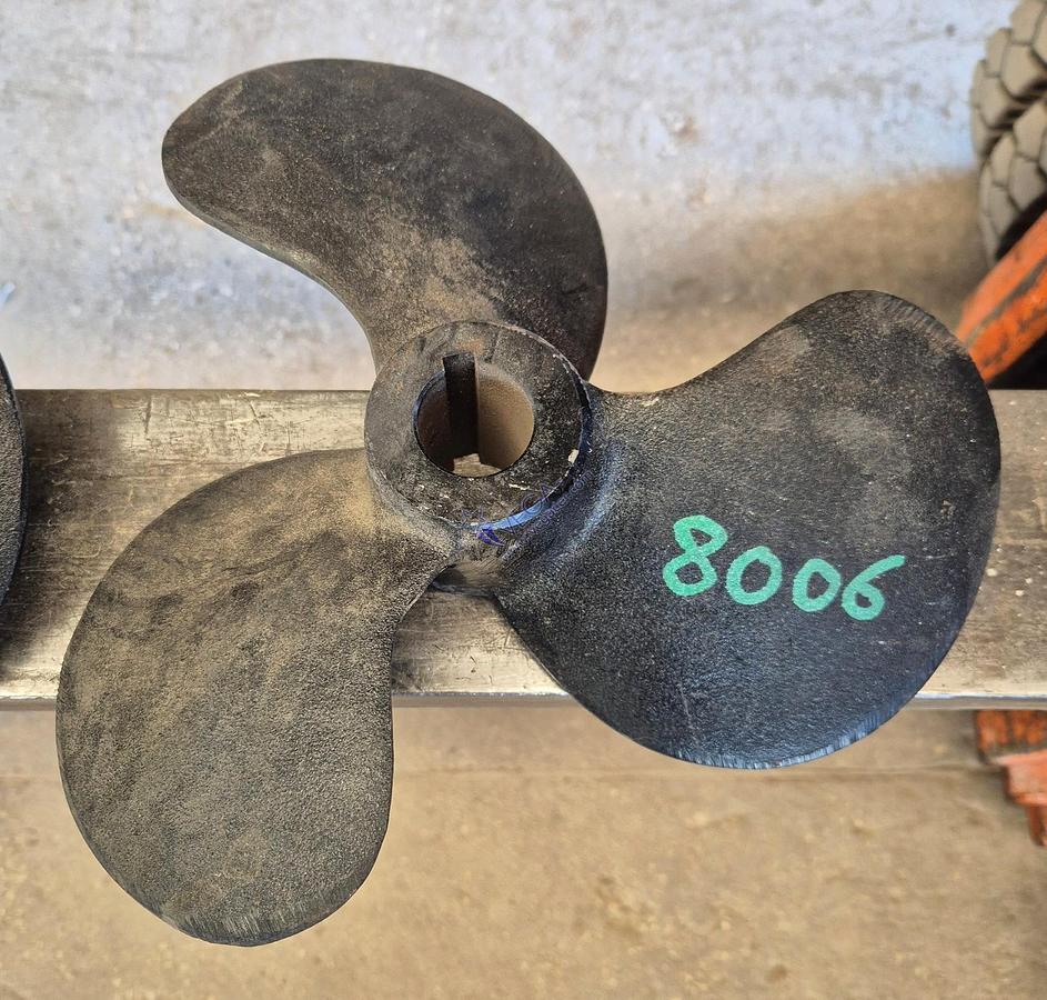 New replacement propeller for mixer VICENTINI