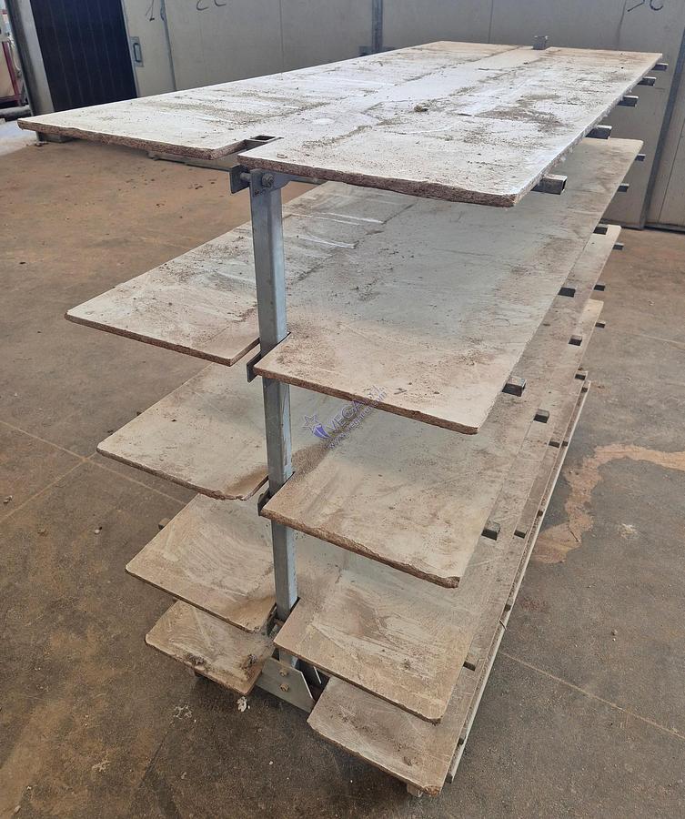 Usato Heavy trolleys for drying manufactured ceramic goods