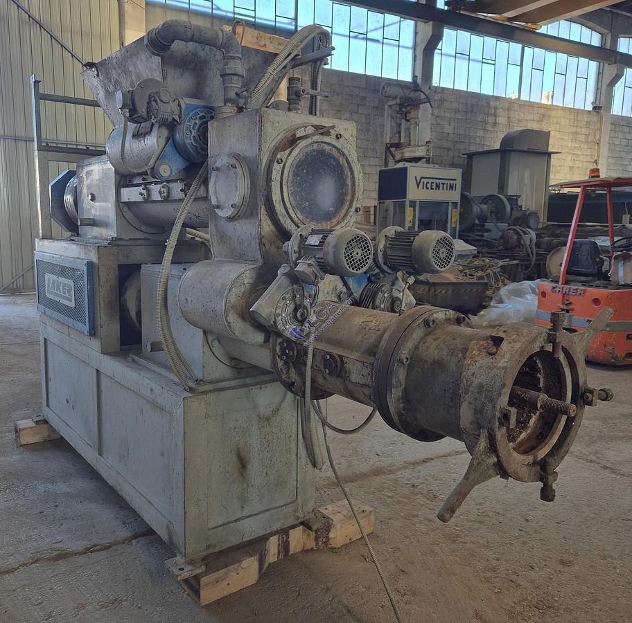 Usato De-airing pugmill LAKER mod. LV 250B.1