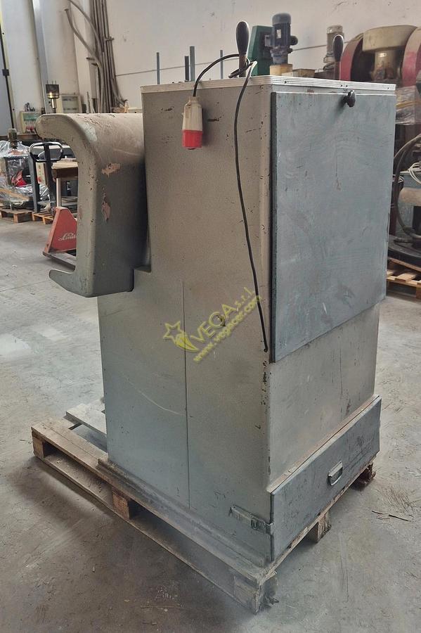 Usato Polishing machine for metals with aspirator BREVETTATA