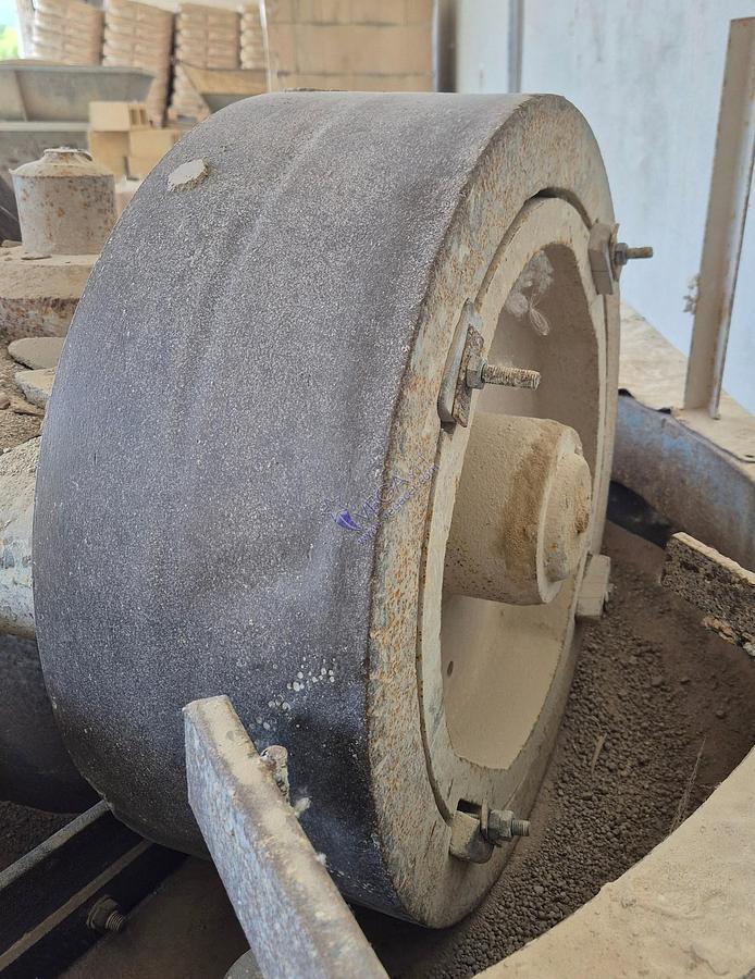 Usato Pan mixer with rotating tank