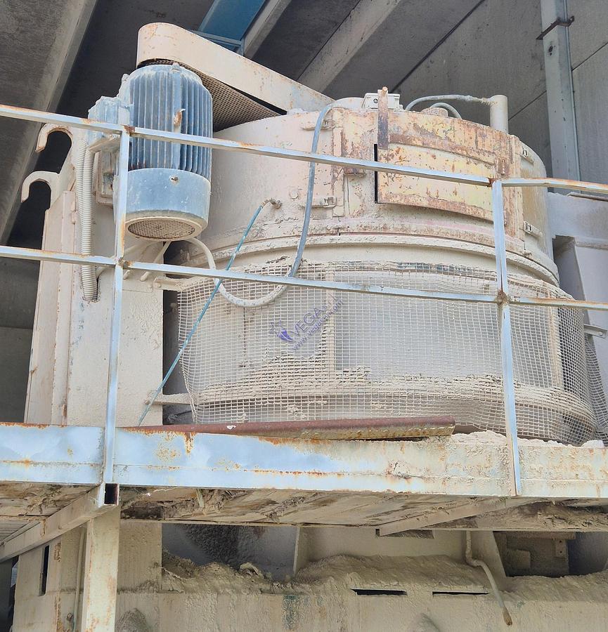 Usato Planetary mixer with rotating tank - tank useful capacity 1000 lt