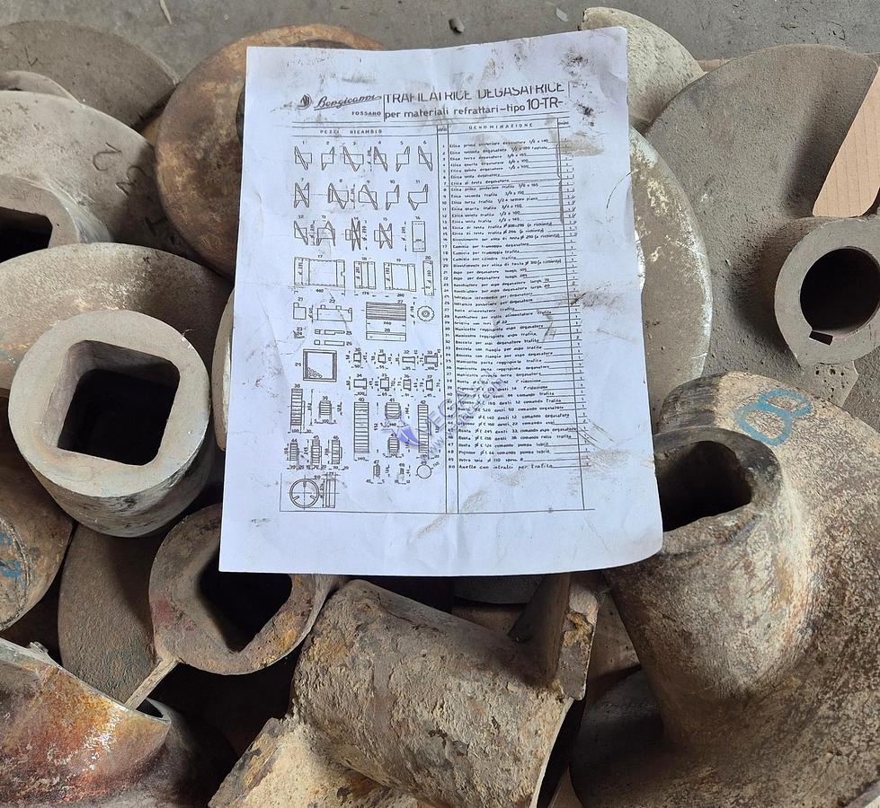 Usato Propeller set of spare parts for extruder BONGIOANNI mod. 10 TR