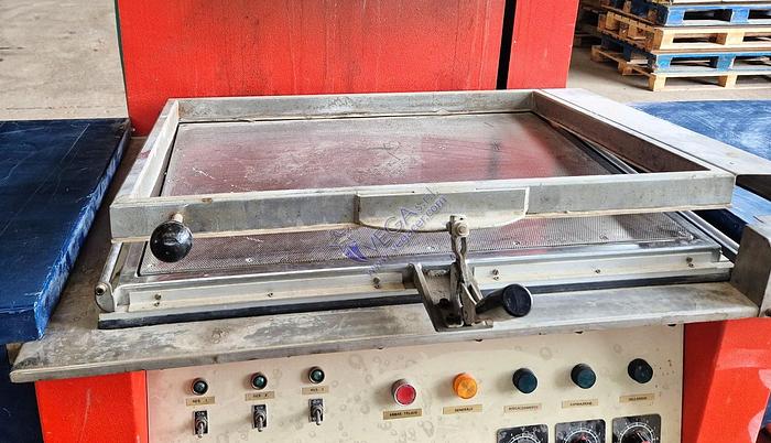 Usato Semi-automatic skin pack wrapping machine APM 