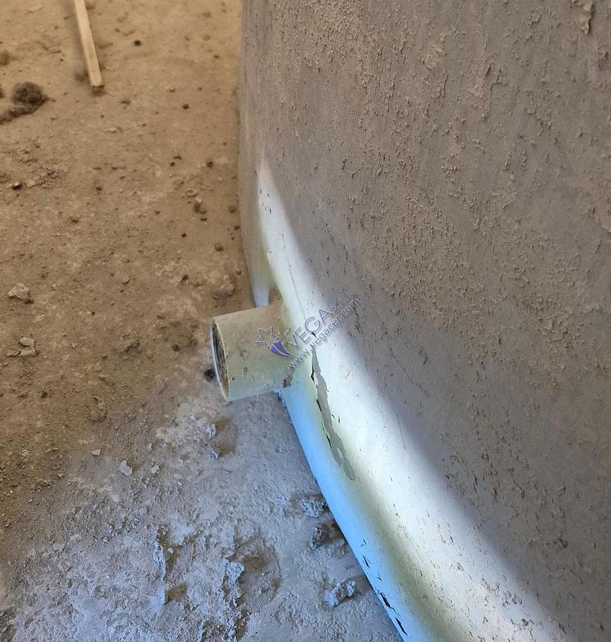 Usato Slow agitator VICENTINI mod. LABOR 50 with tank and vibrating sieve VICENTINI mod. 300 x 500