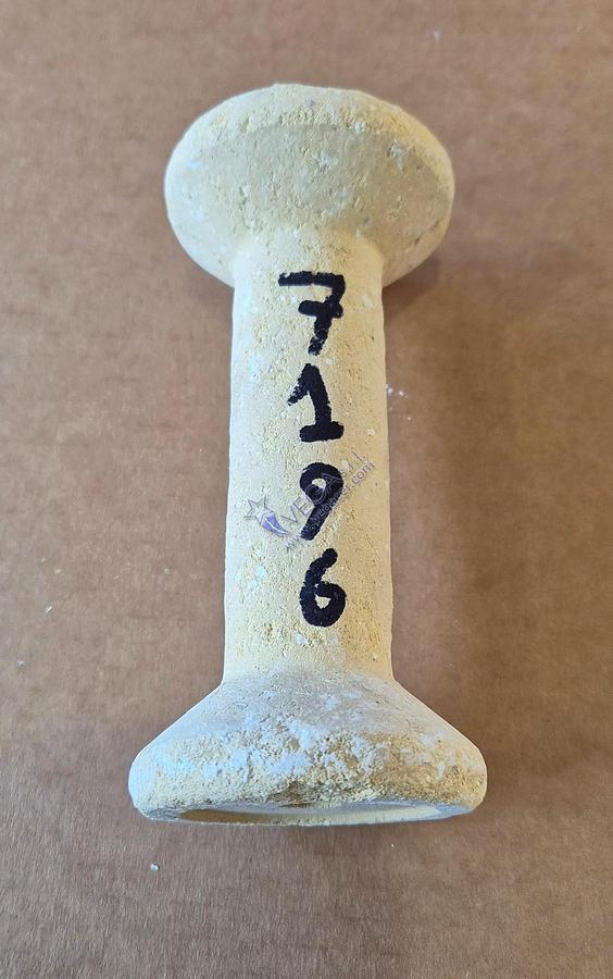 Usato Spool-shaped refractory column