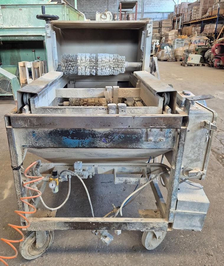 Usato Brushing machine