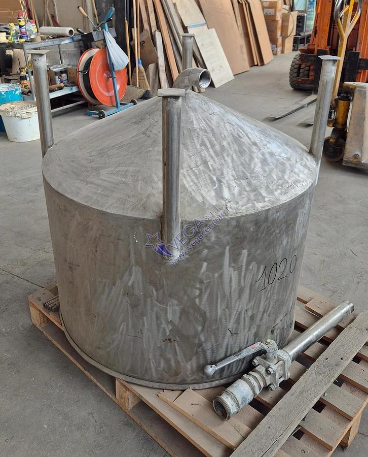 Usato Stainless steel tank with bottom unloading valve