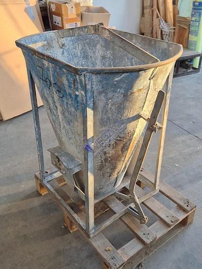 Usato Hopper for raw materials with opening bottom