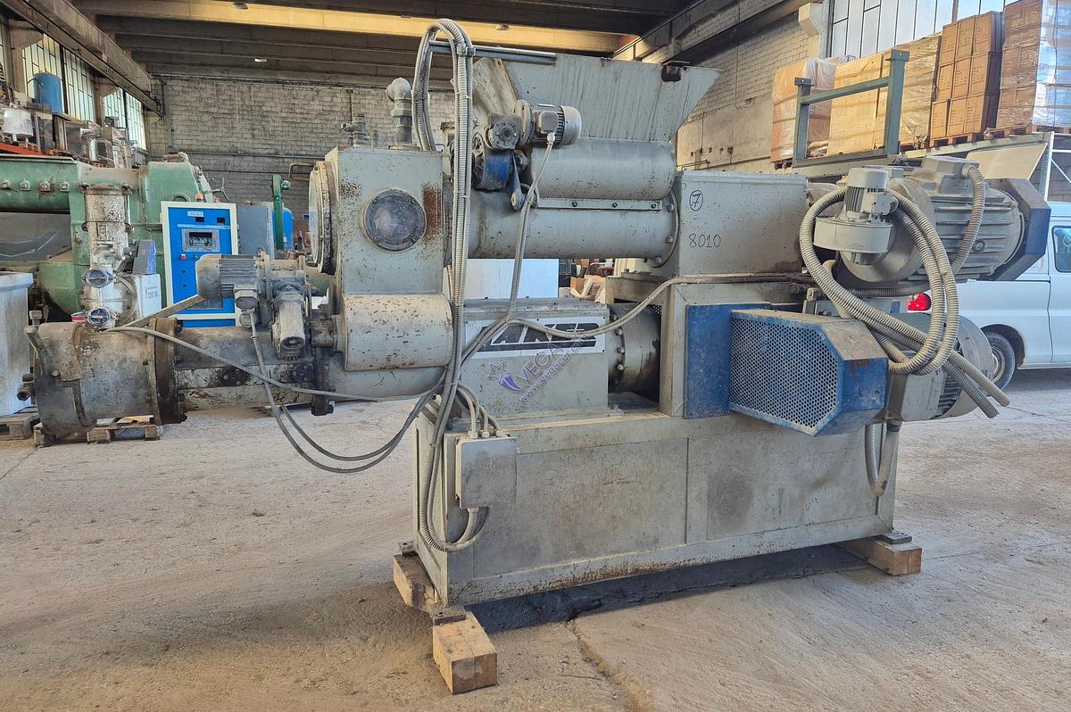 Usato De-airing pugmill LAKER mod. LV 250B.1