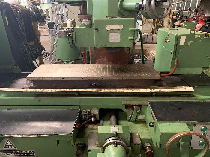 Used Szlifierka do płaszczyzn TOS BPH 320