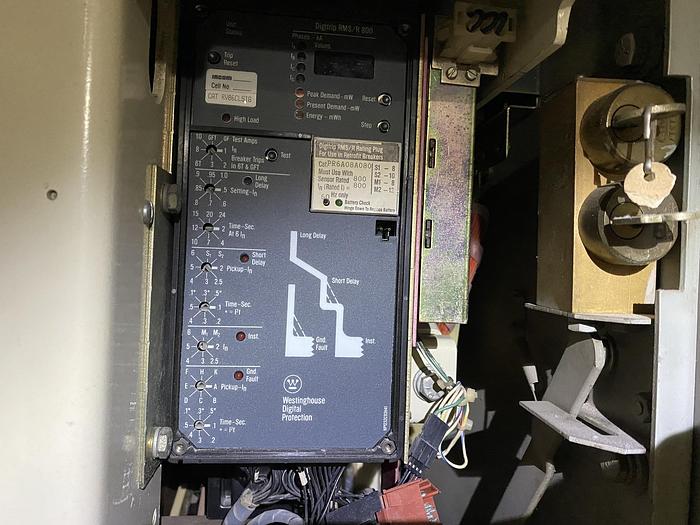 Used GENERAL ELECTRIC LOW VOLTAGE POWER CIRCUIT BREAKER