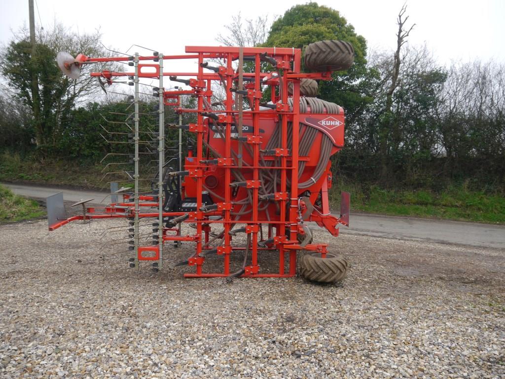 Used Kuhn Megant 600 Tine Drill