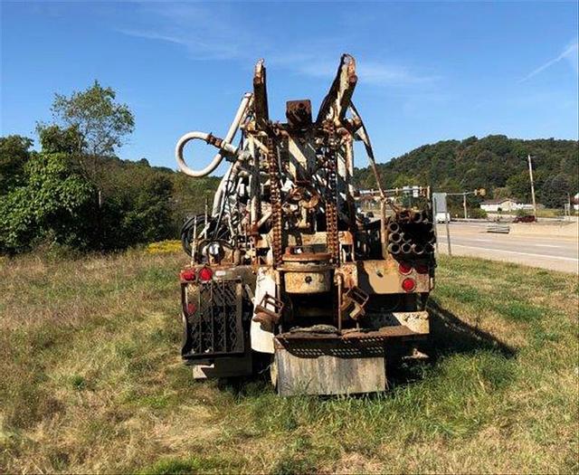 Used 1965 Davey M8A Drill Rig - Table Drive