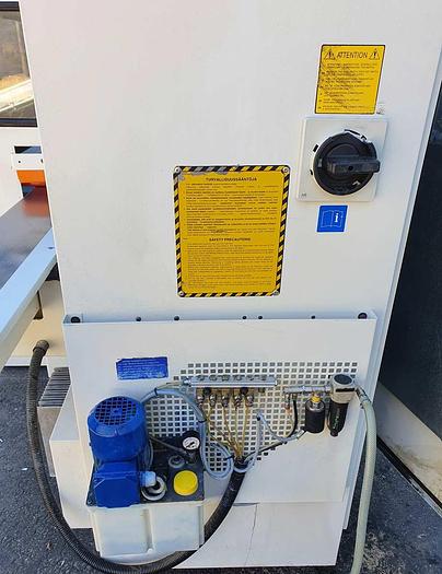 Used 2001 SCM Italy Automatic Throughfeed moulder SCM TOPSET XL, 7 heads