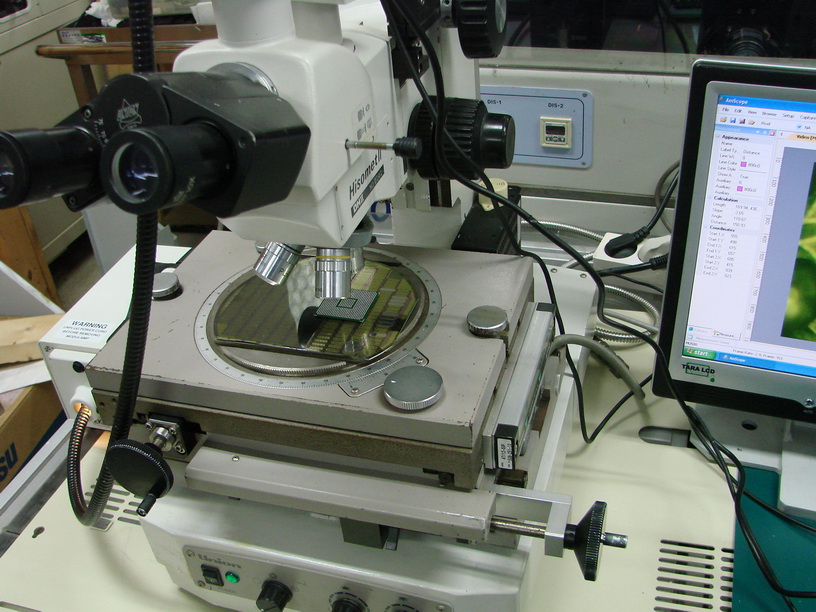 Used Hisomet 11 (DH11) Measuring Microscope XYZ