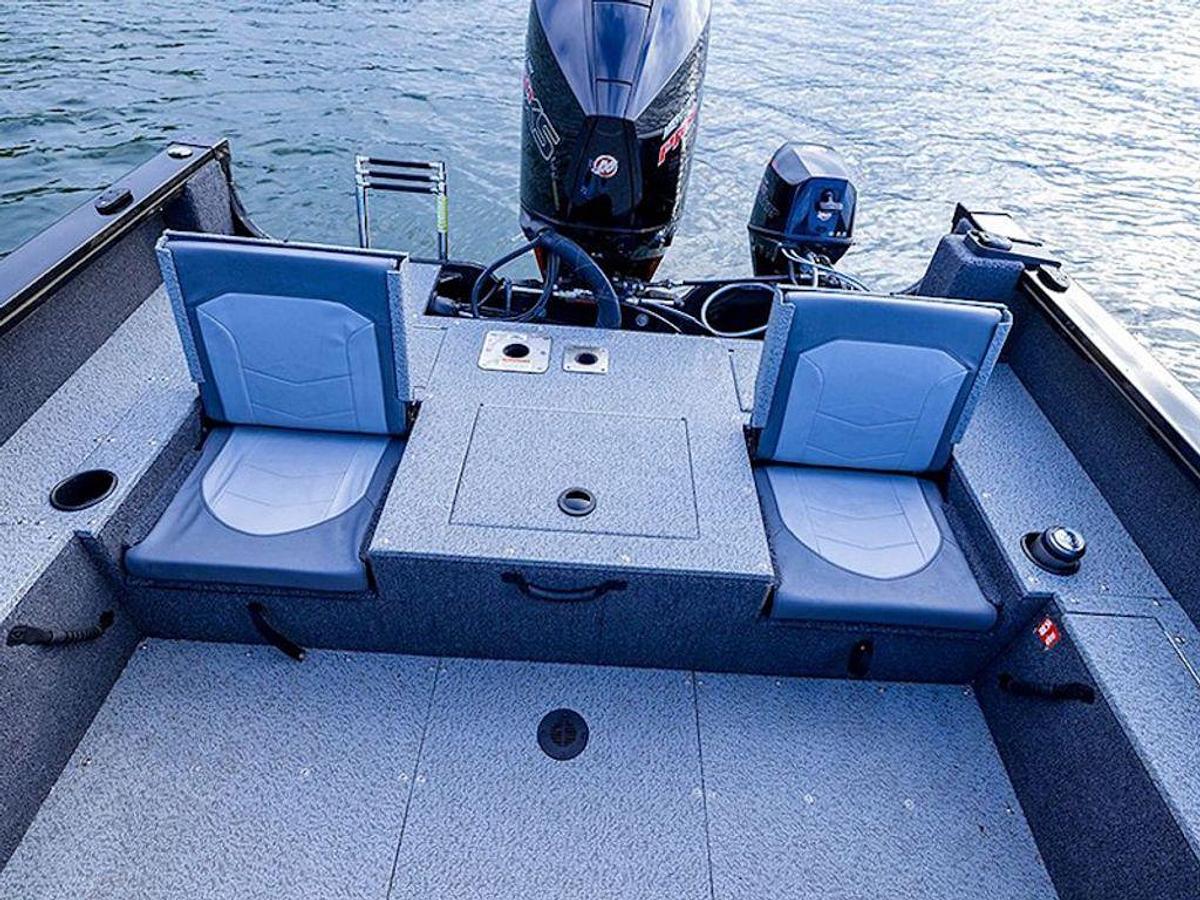 2026 Lowe Boats FM1875 Base