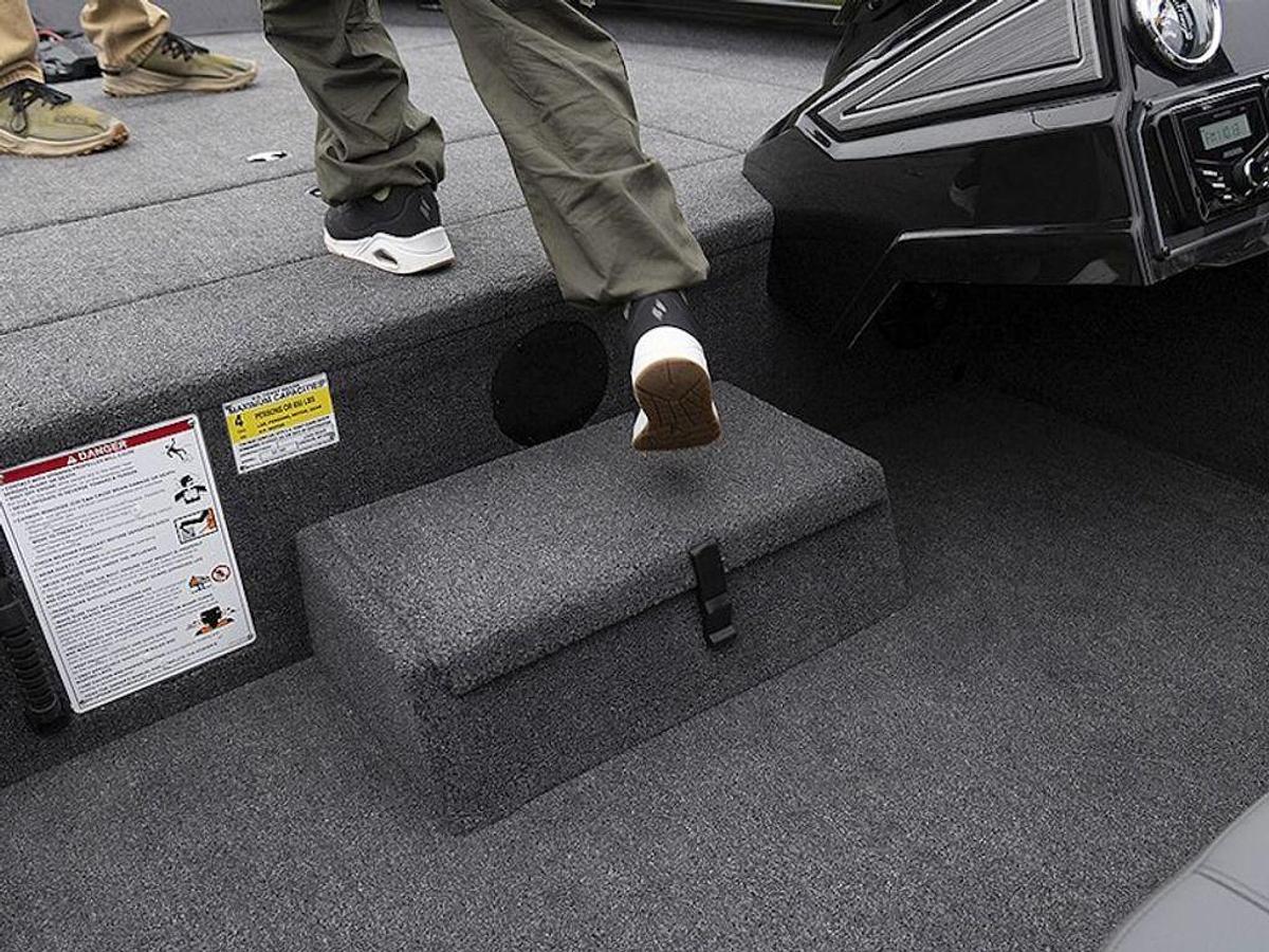 2026 Lowe Boats Stinger 195C Base