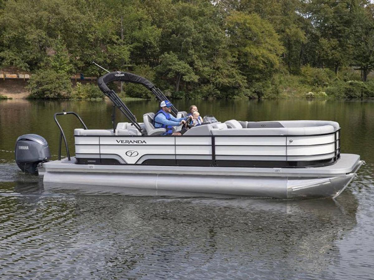2025 Veranda VS22RC Tri-Toon