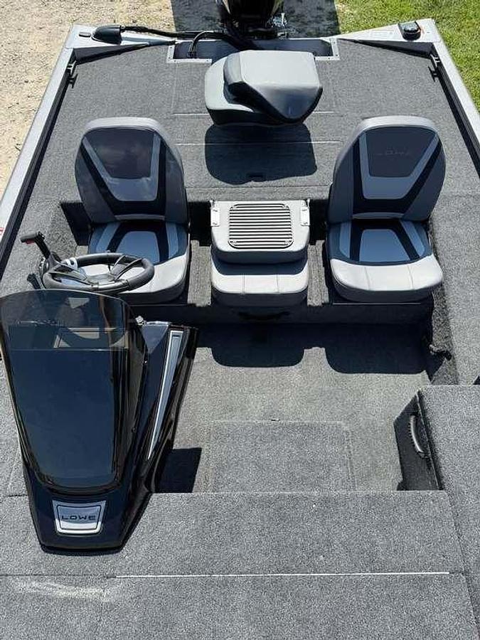 2026 Lowe Boats Stinger 175C