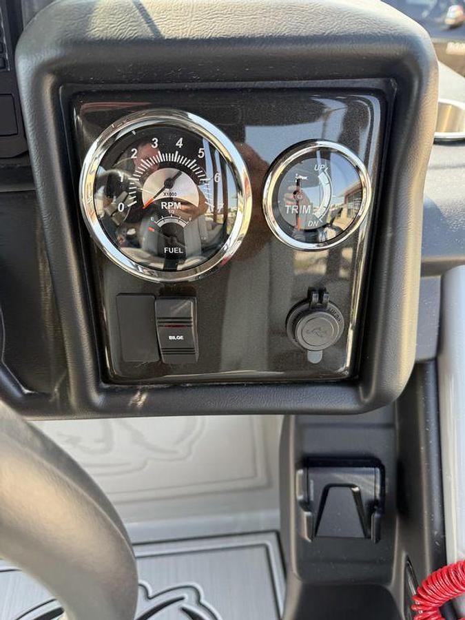 2026 Veranda VR22RC Tri-Toon