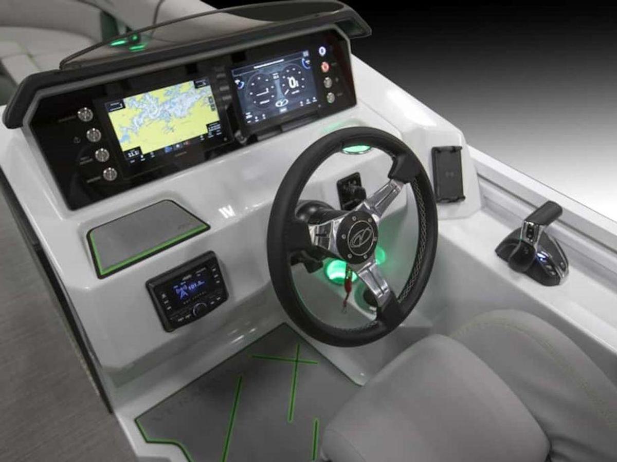 2025 Veranda VX25VL Luxury Tri-Toon