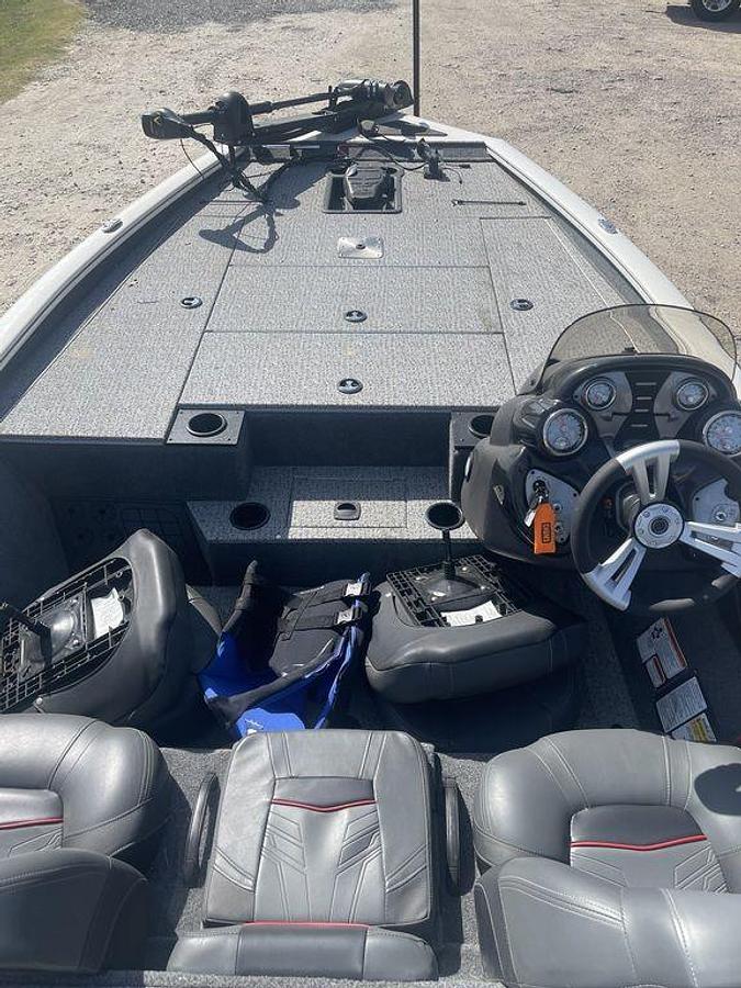 Used 2023 Tracker® Boats PRO TEAM™ 195 TXW